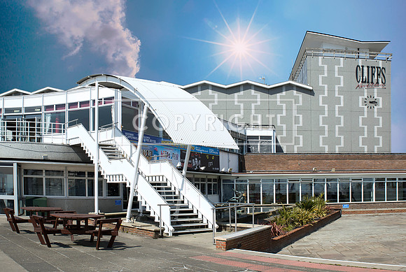 Cliffs Pavillion 3